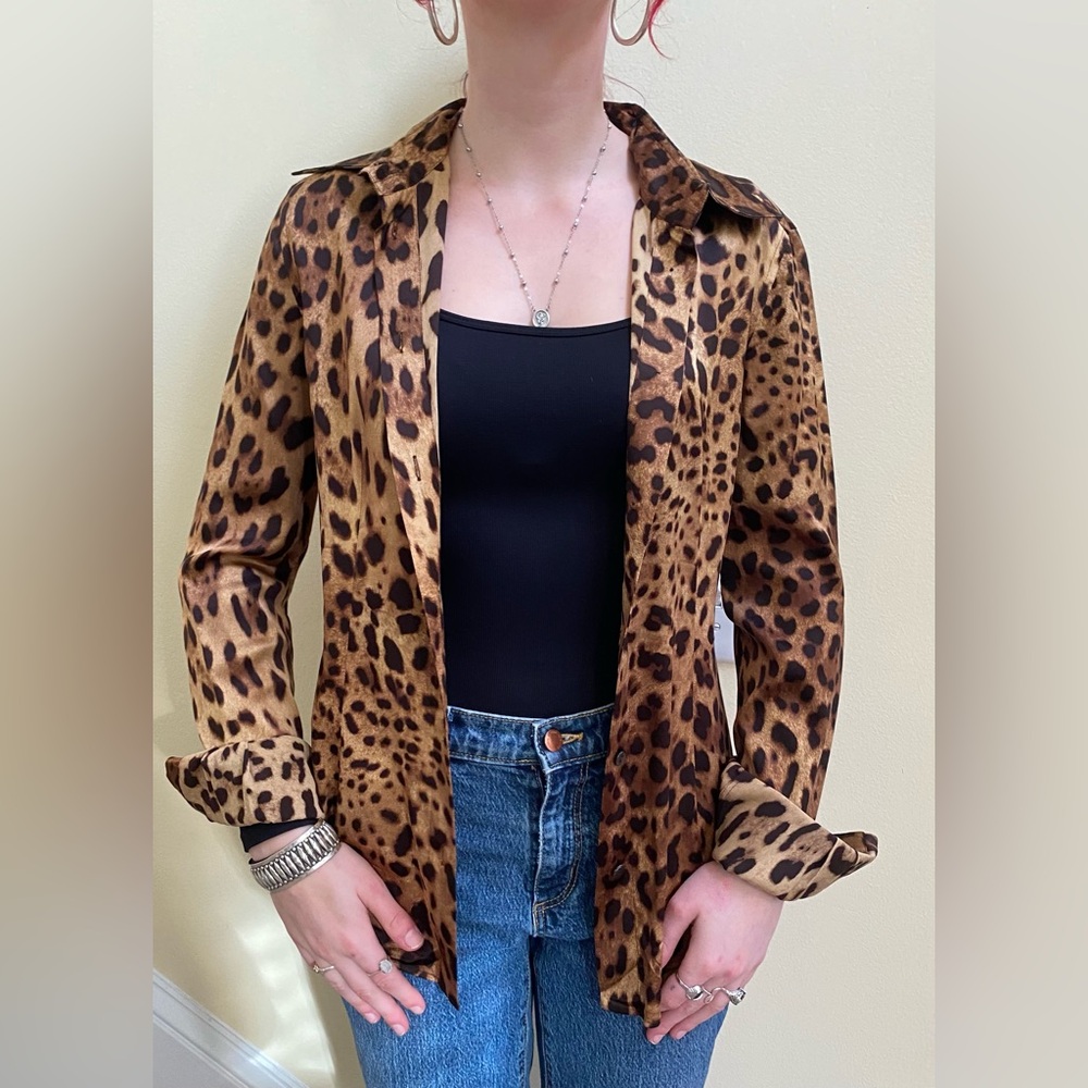 Leopard Print Button-Up Blouse - Brown - Picture 5 of 10